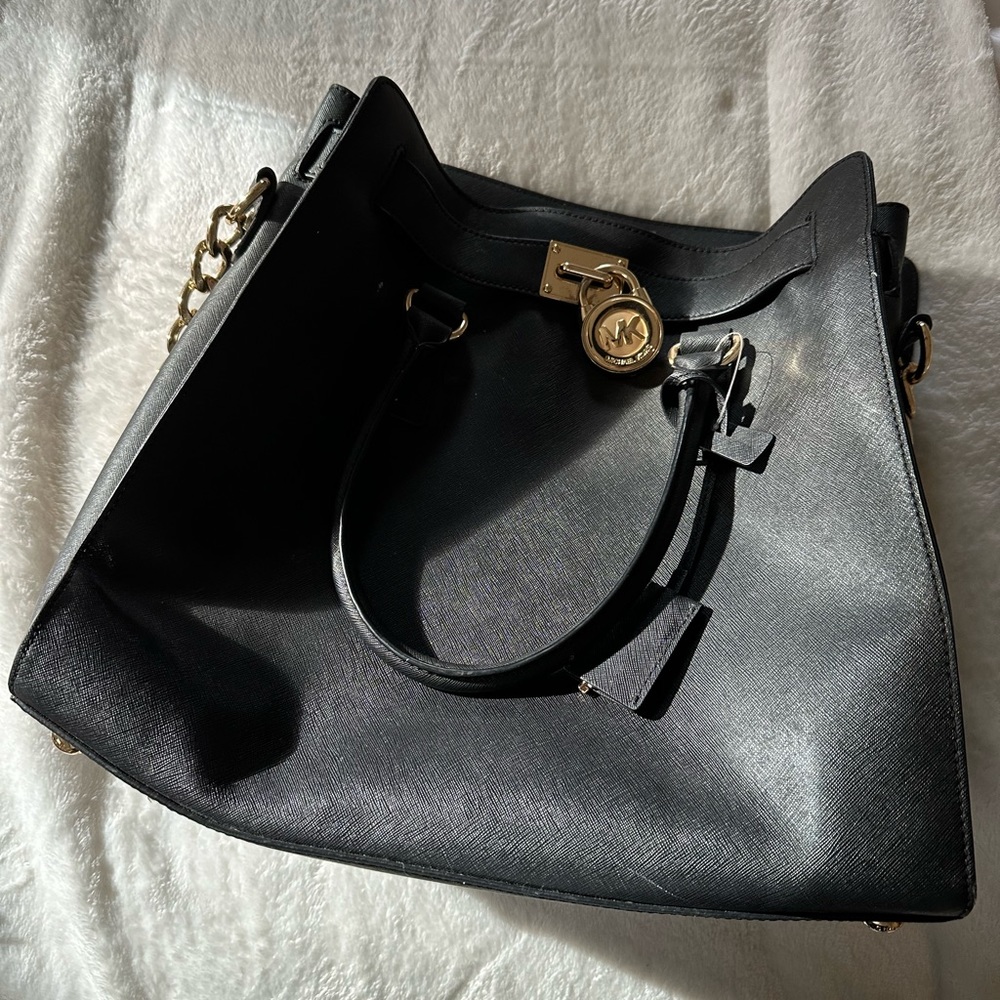 Michael Kors Hamilton - Picture 2 of 3